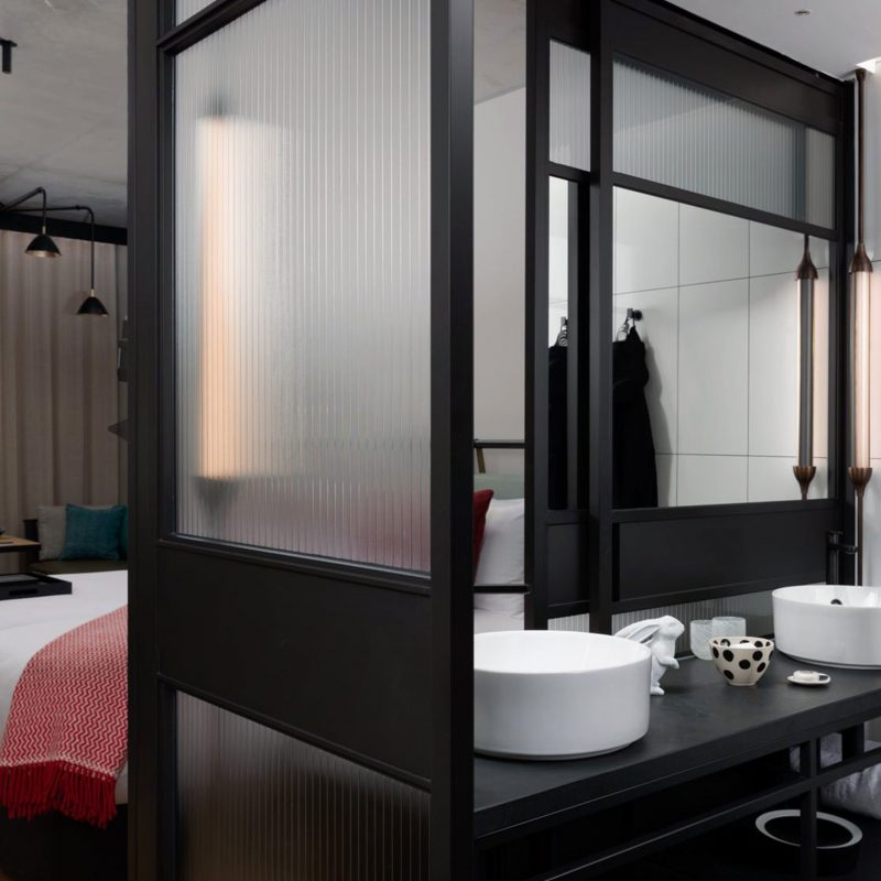 Double Deluxe Queen Room - QT Melbourne